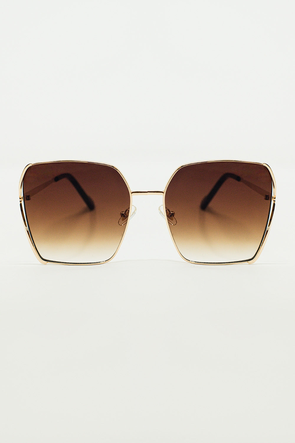 Q2 Gafas de sol cuadradas oversize de metal con lentes degradadas marrones