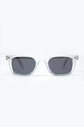 Q2 Gafas de sol cuadradas transparentes con cristales degradados negros y detalle metálico lateral