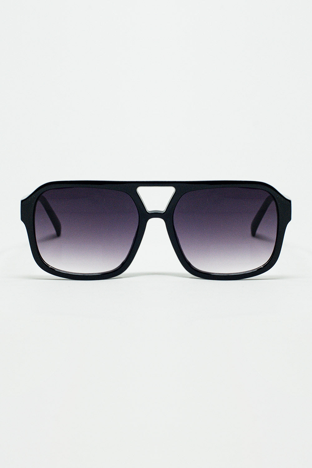 Gafas de sol de aviador de los años 70 en negro
