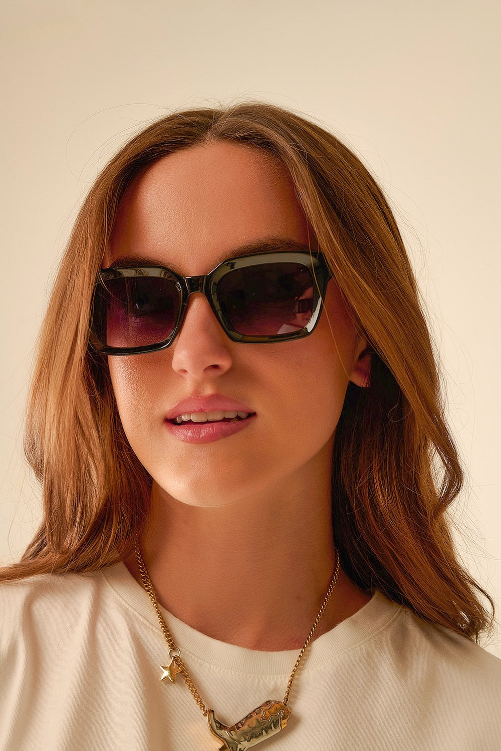 Gafas de sol gruesas de montura cuadrada Chunky Retro en verde