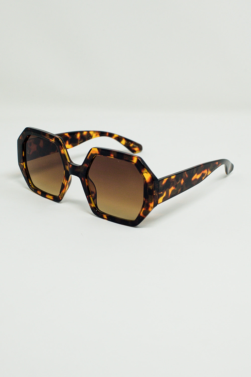 Gafas de sol hexagonales extra grandes en carey oscuro