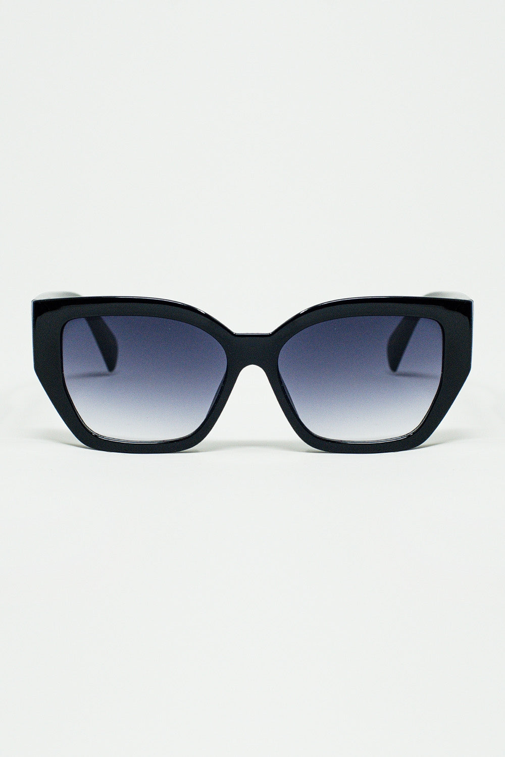 Q2 Gafas de sol negras gruesas y geométricas con lentes degradadas