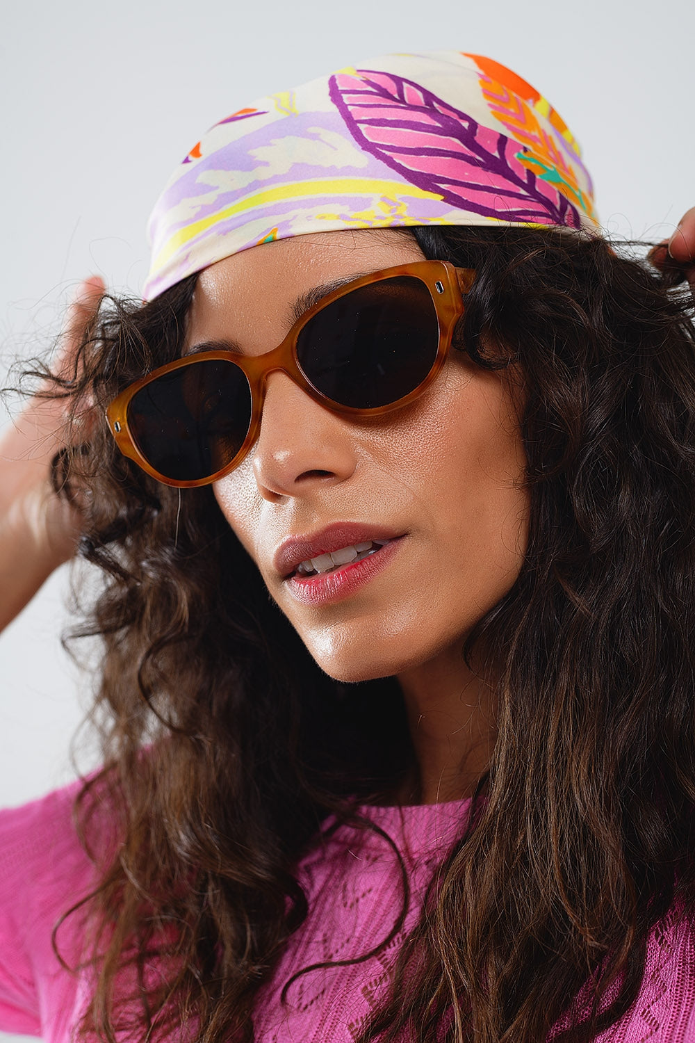 Gafas de sol ovaladas en carey amarillento claro