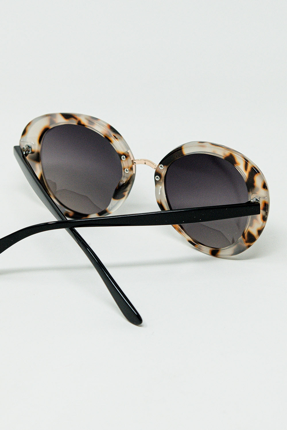 Gafas de sol ovaladas Sunset Spot beige