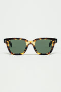 Gafas de sol polarizadas con lente oscura y montura de carey