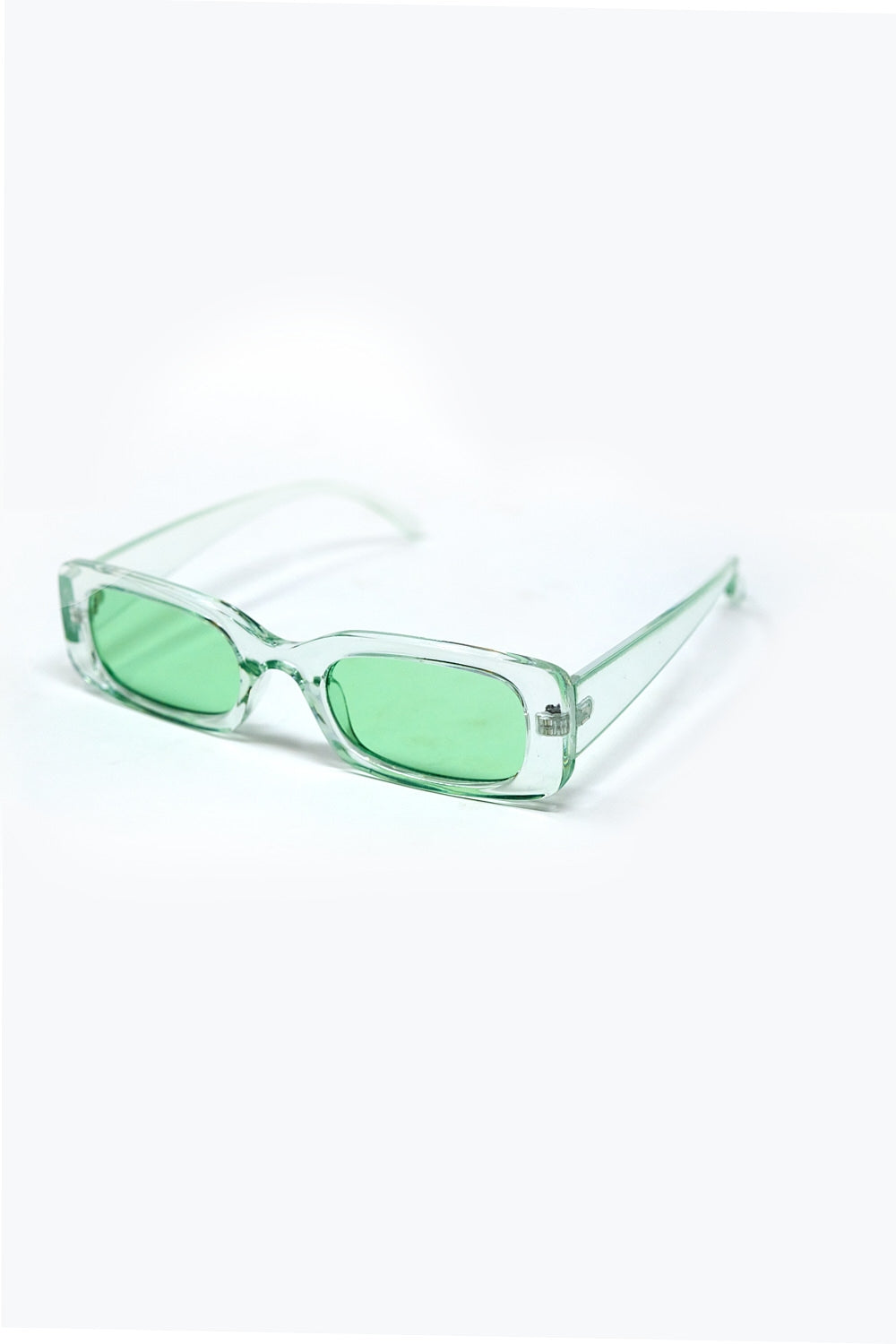 Gafas de sol rectangulares verdes transparentes con cristales ahumados verdes