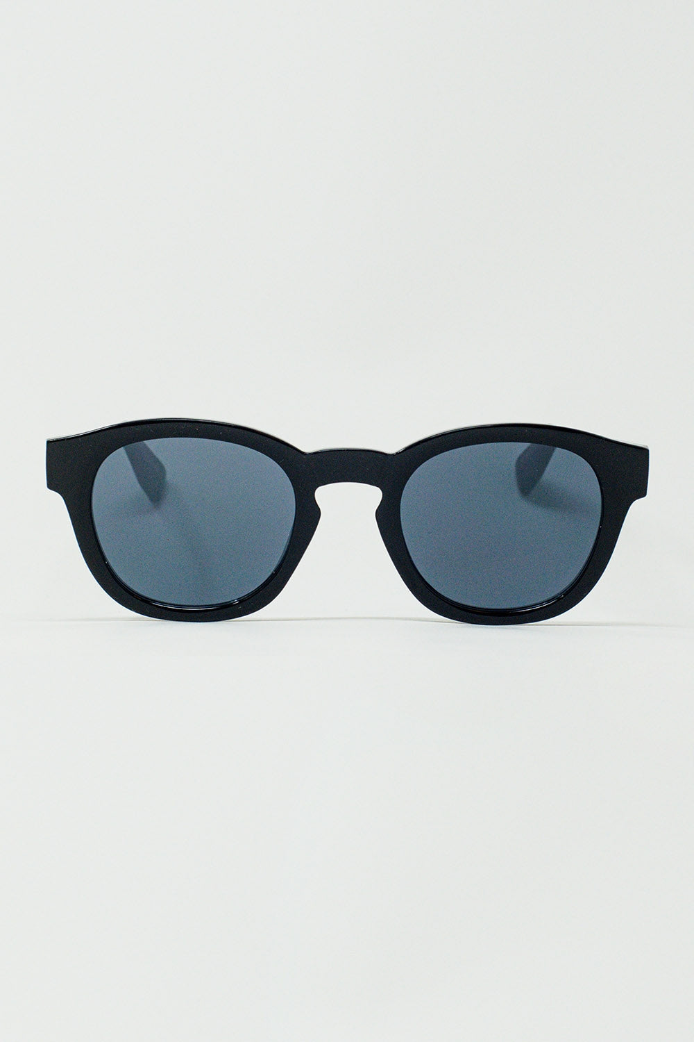 Q2 Gafas de sol redondas de los 90 con cristales tintados negros y montura negra