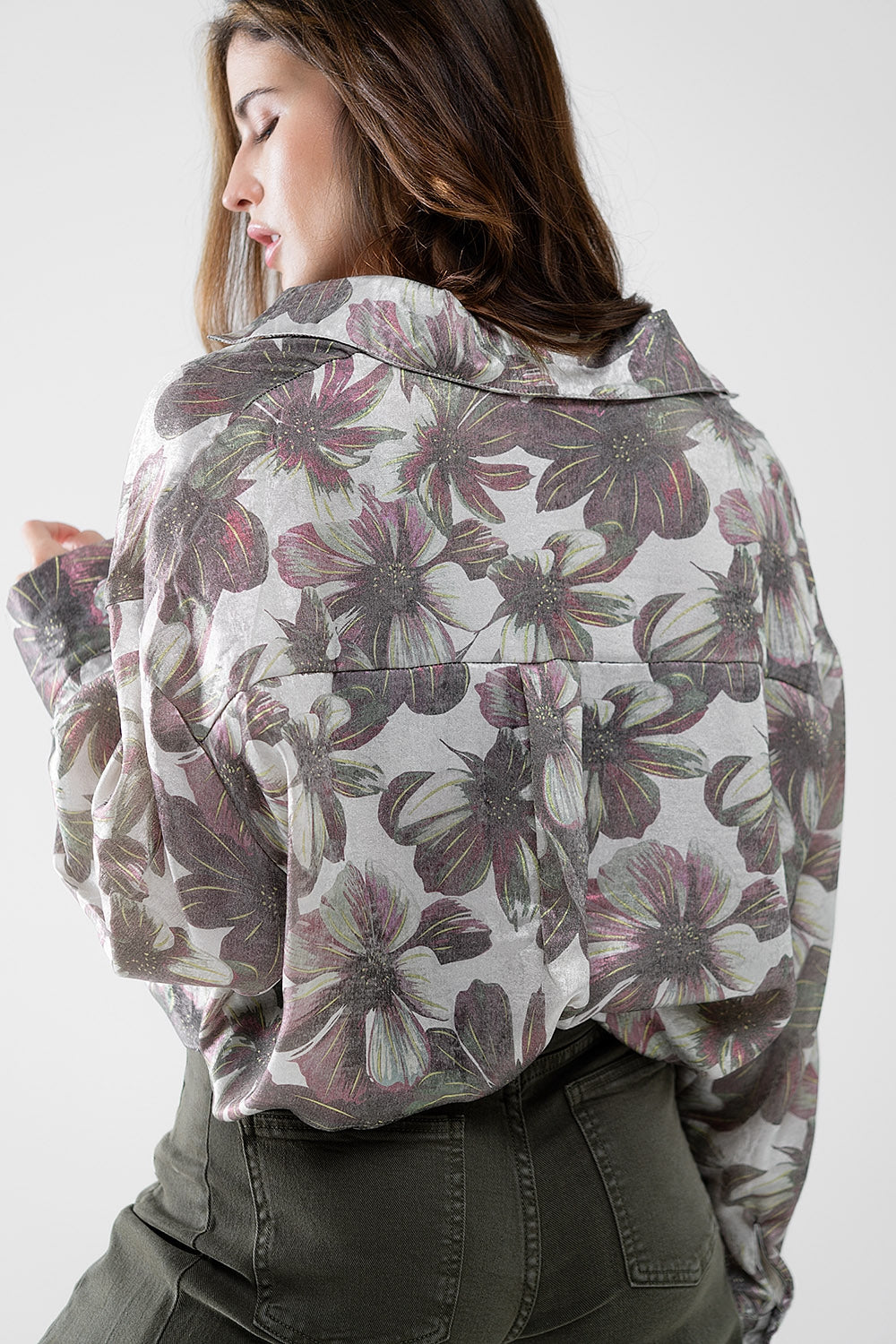Camisa con estampado de flores efecto metalizado