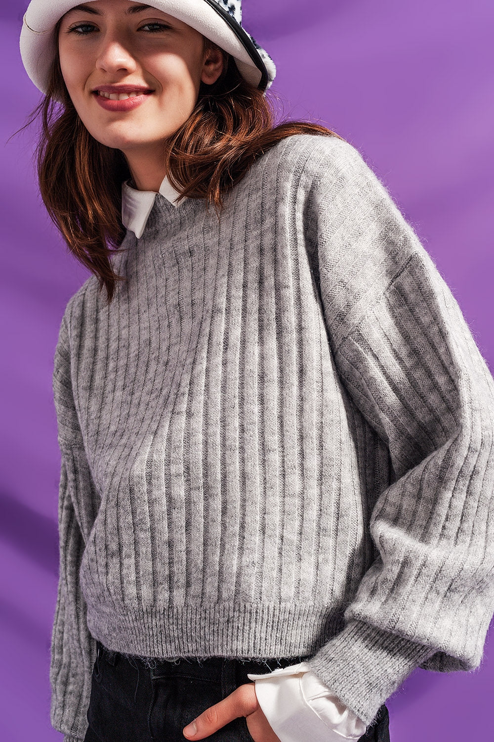 Jersey a rayas de canalé gris