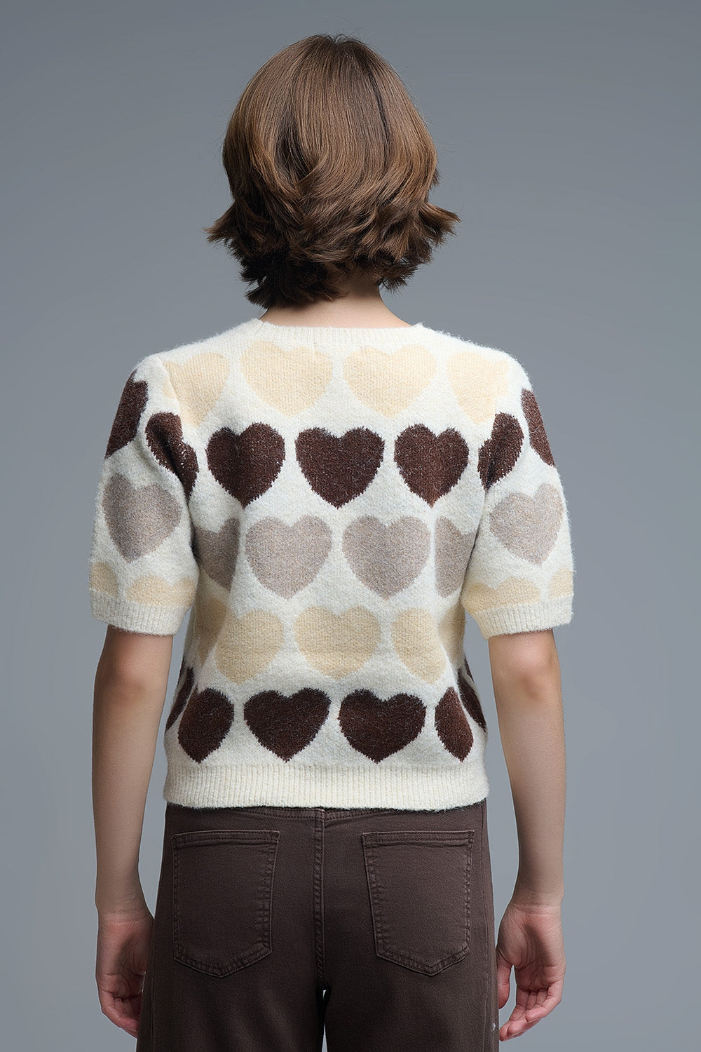 Jersey de manga corta con estampado de corazones en beige