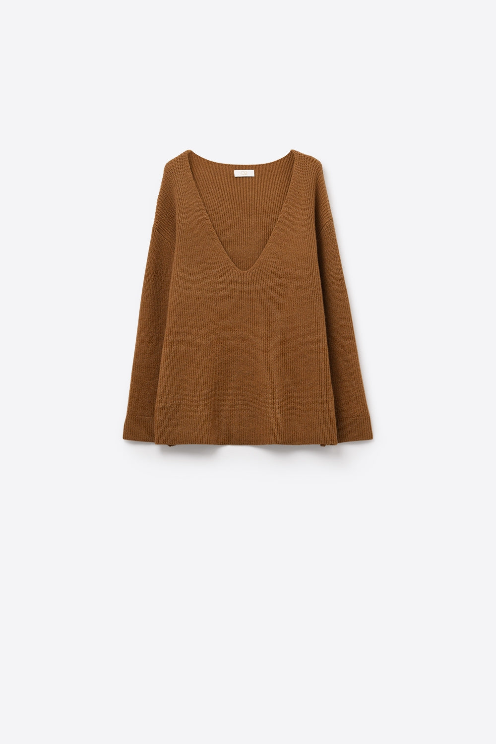 Jersey fino oversize con cuello en V en camel