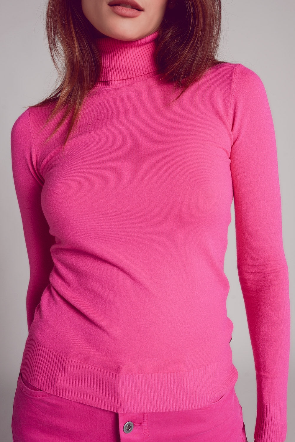Jersey fucsia con cuello alto