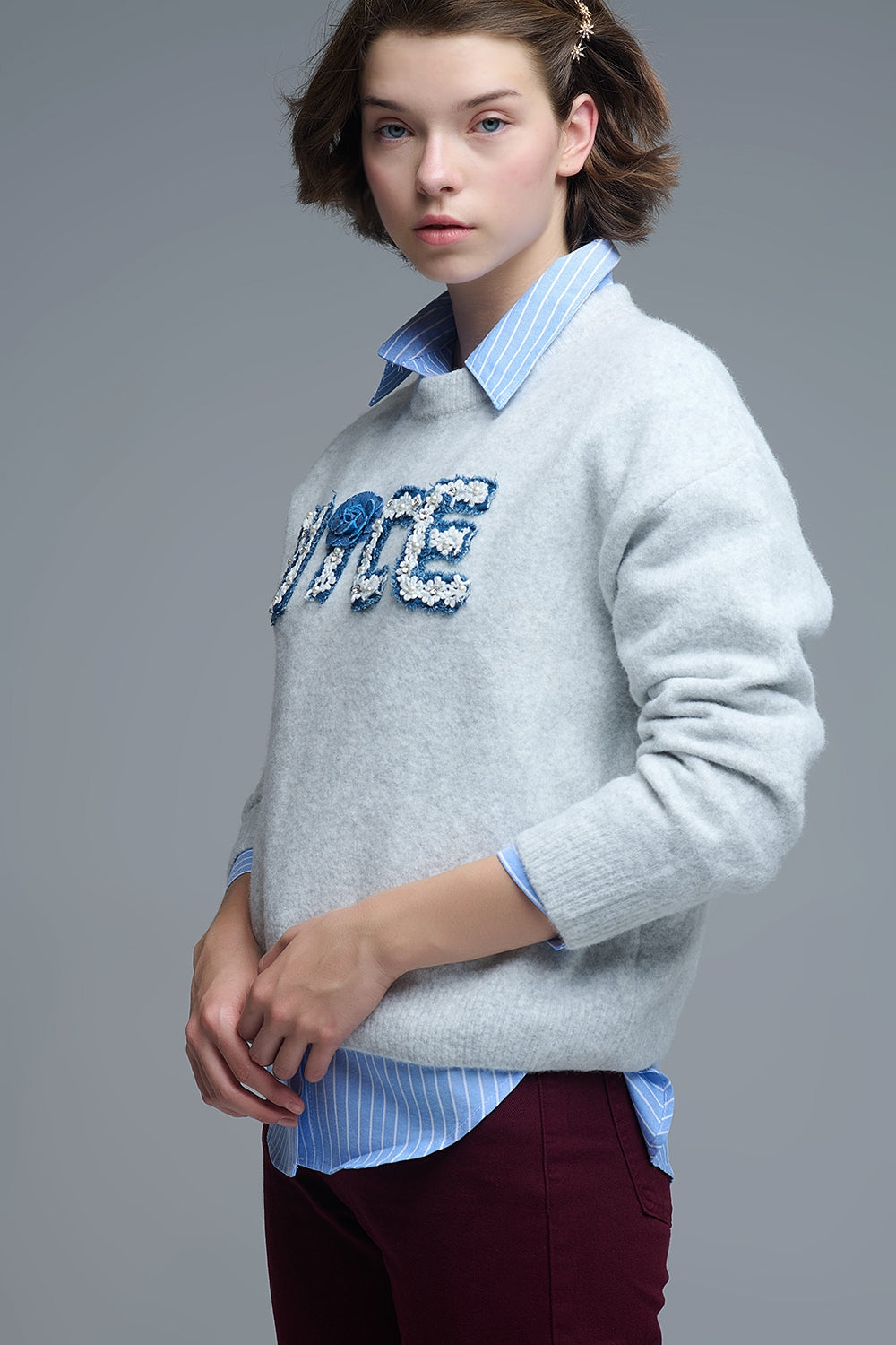 Jersey Gris Cuello Redondo Bordado Bonito