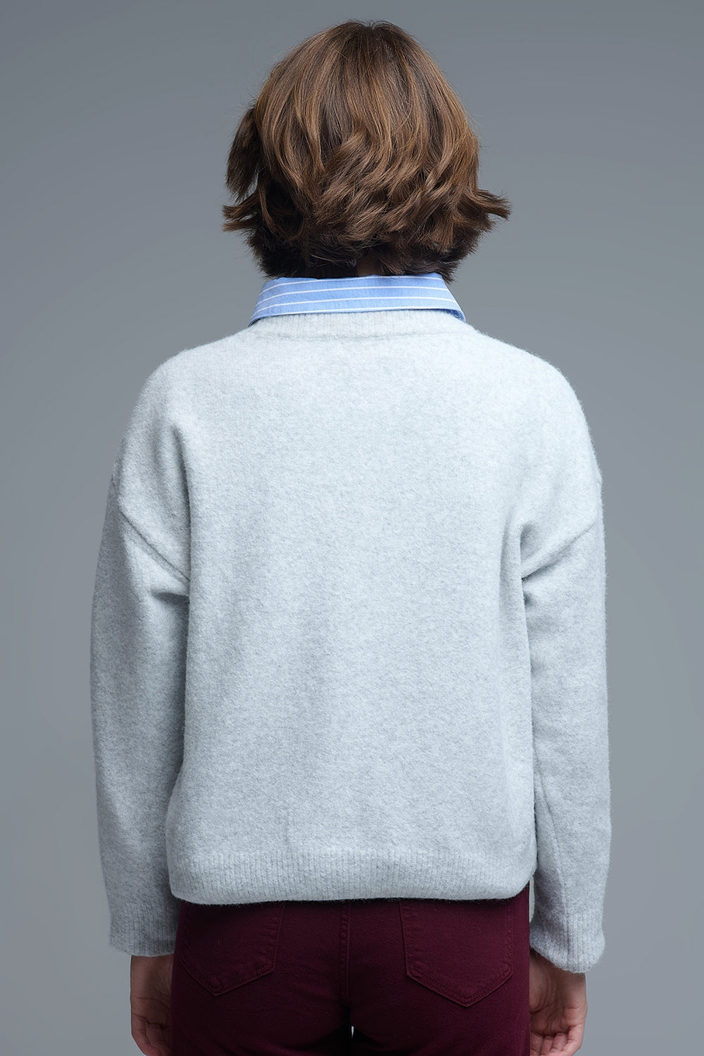 Jersey Gris Cuello Redondo Bordado Bonito