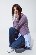 Jersey morado de cuello alto de canalé suave