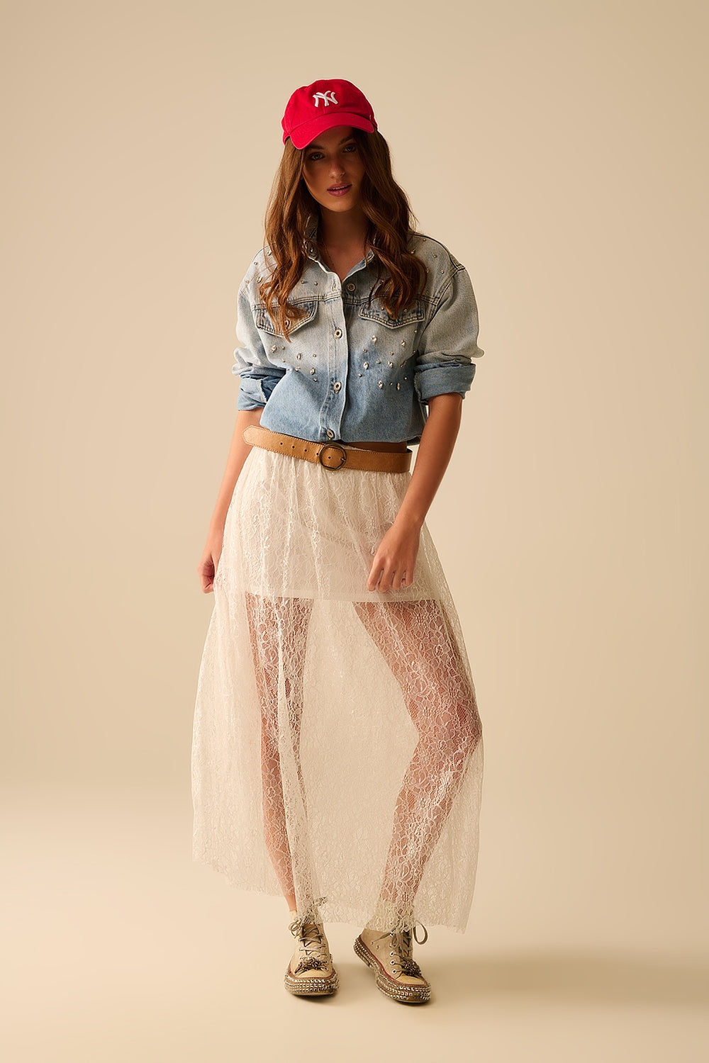 Maxi falda blanca de encaje con detalle de lentejuelas