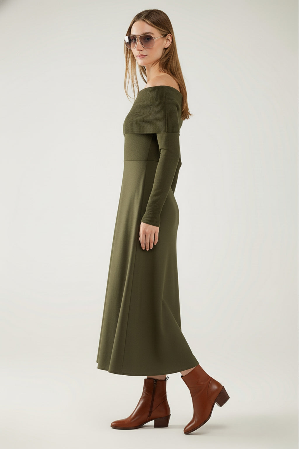 Maxi Vestido Bardot ancho de punto en color caqui