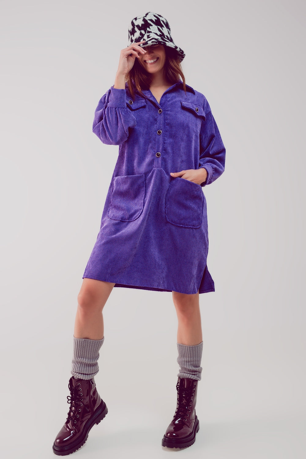 Mini vestido camisero de pana en morado