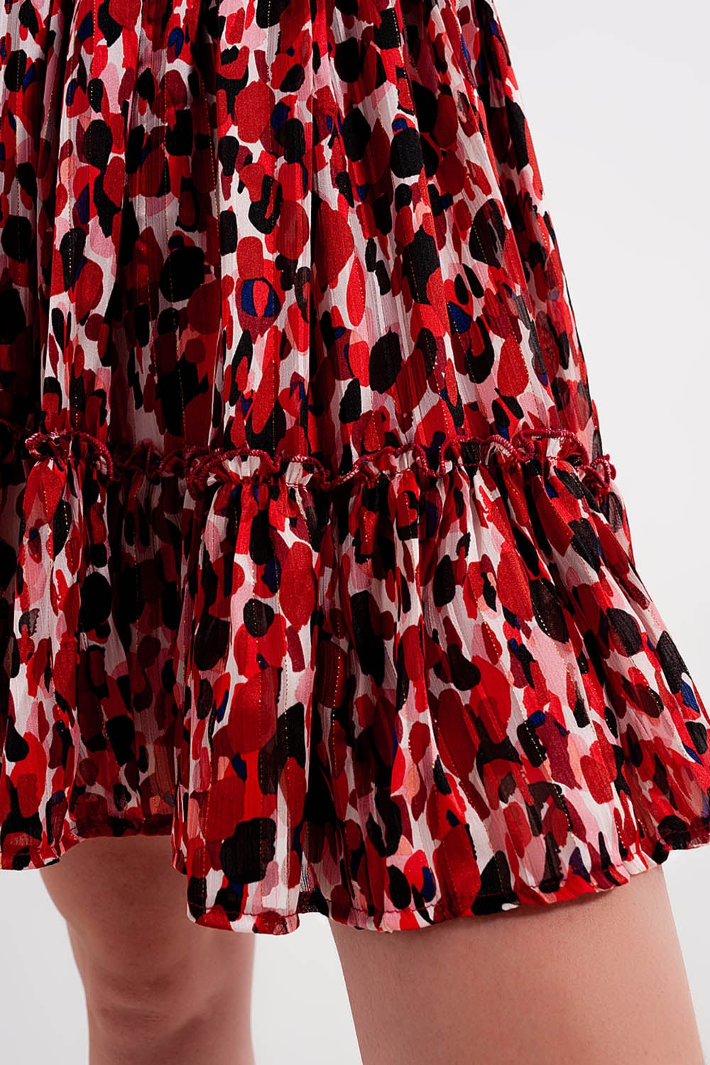 Minifalda con volantes y estampado animal