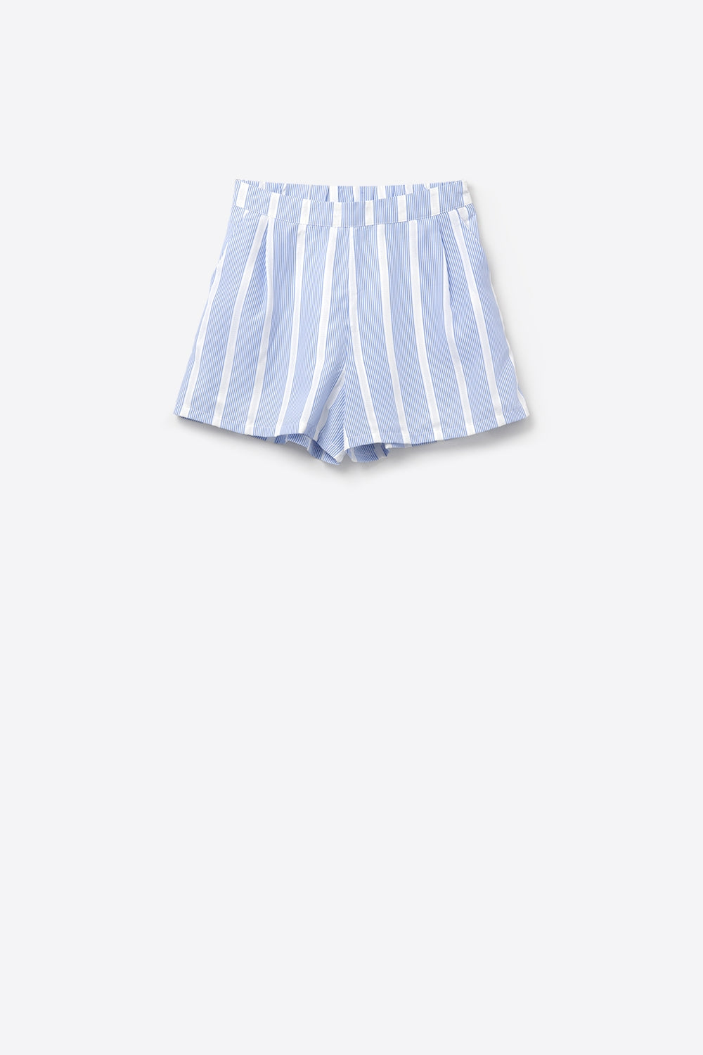 Pantalón corto azul y blanco con bolsillos laterales