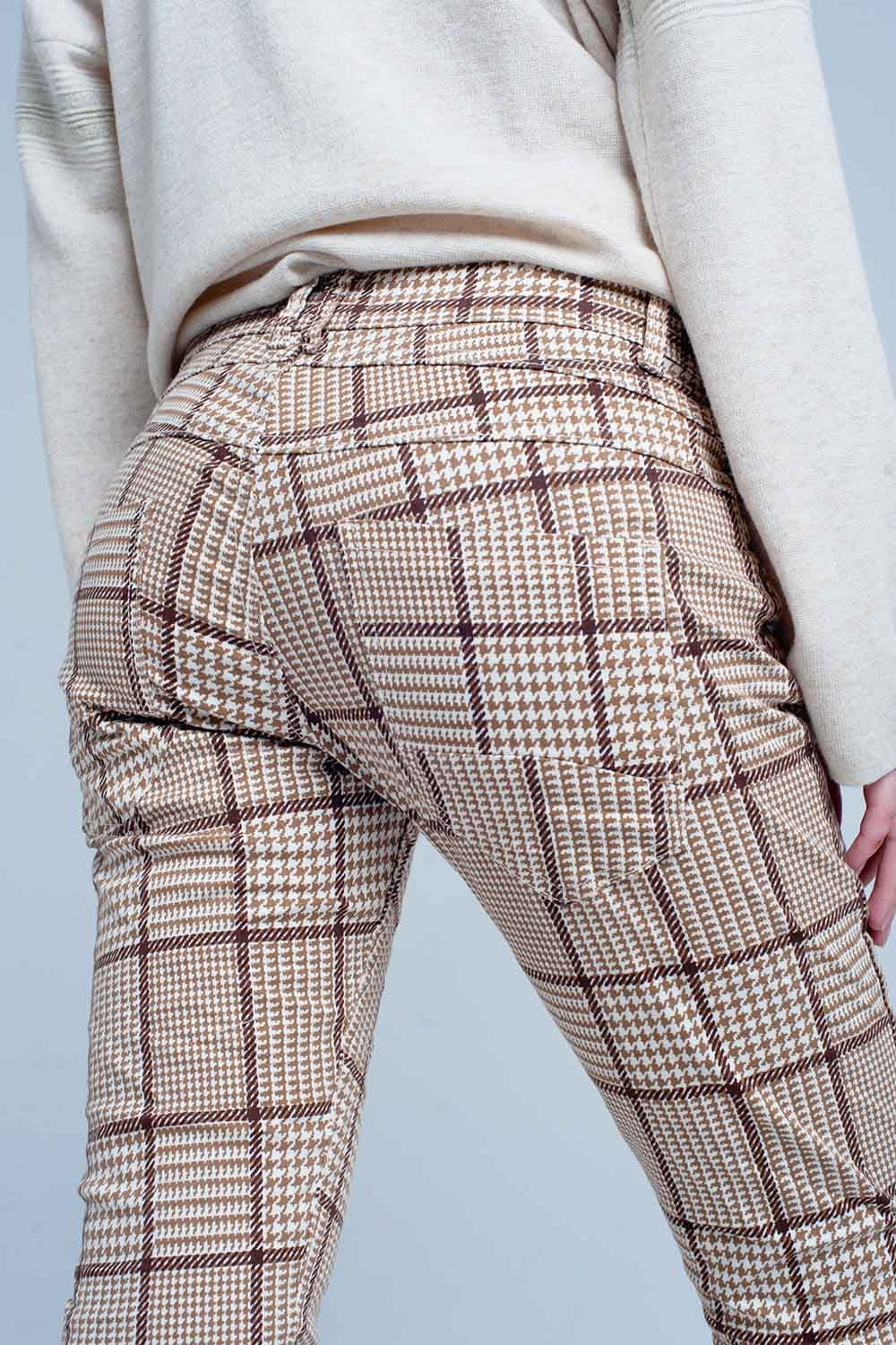 Pantalon de cuadros en beige con botones
