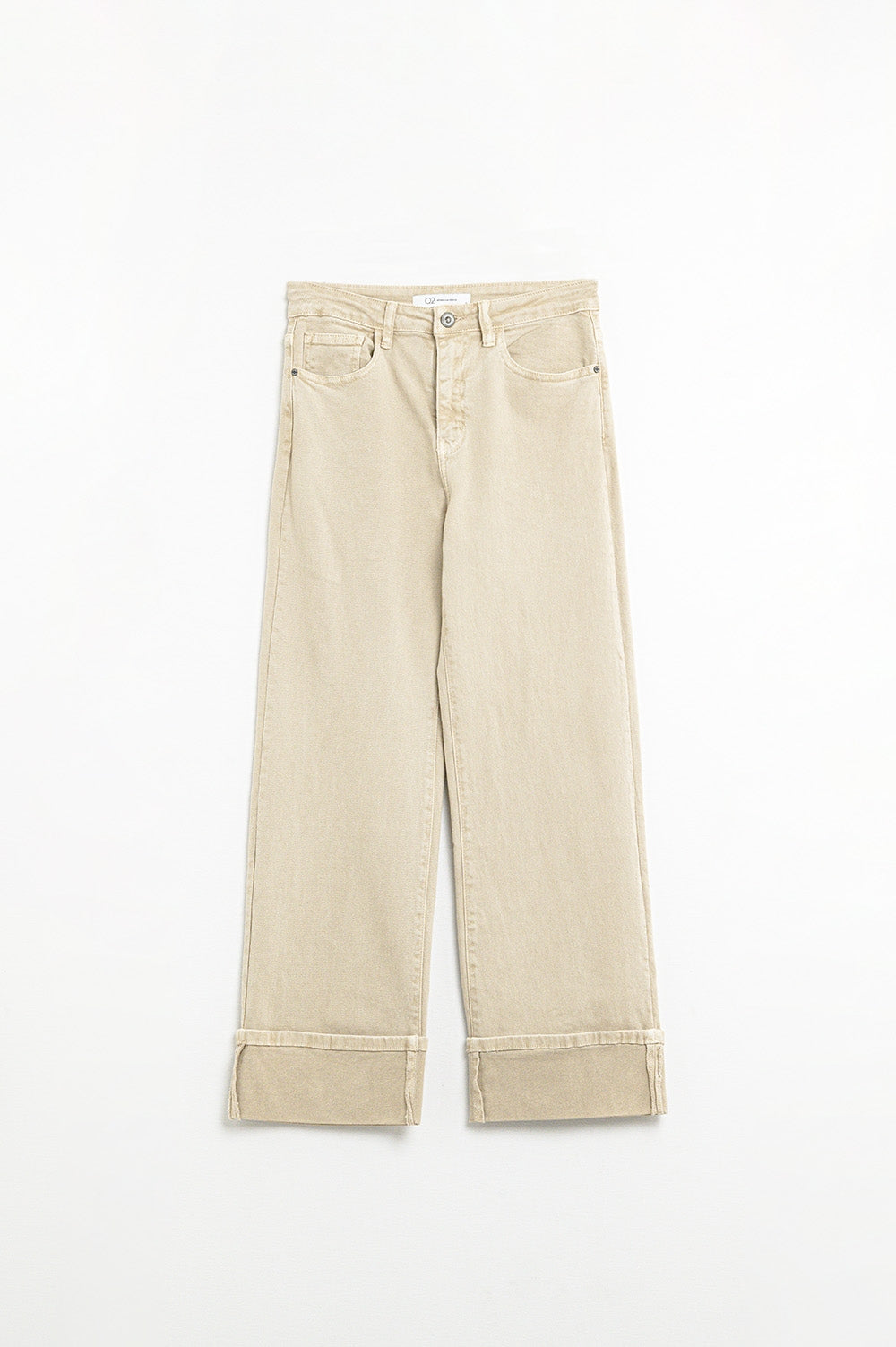 Pantalón en beige recto con bajo tobillero