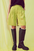 Pantalones cortos de pana lima de corte largo