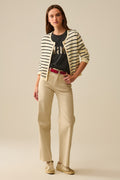 pantalones de pierna ancha con bolsillos delanteros en beige