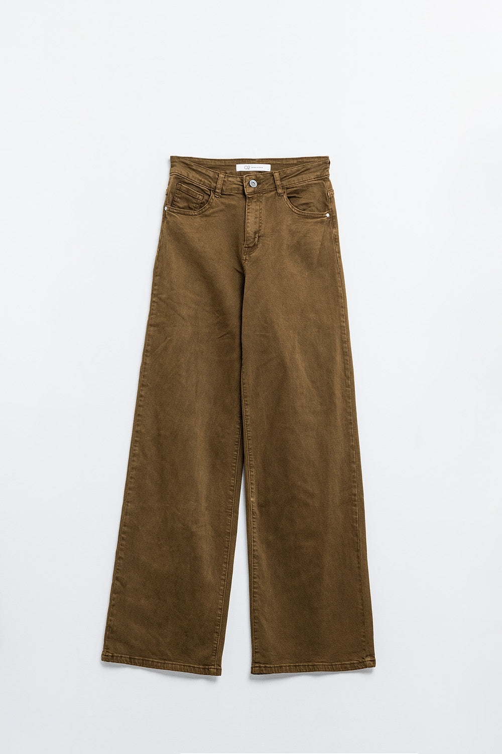 pantalón de pernera ancha y talle alto en color marrón