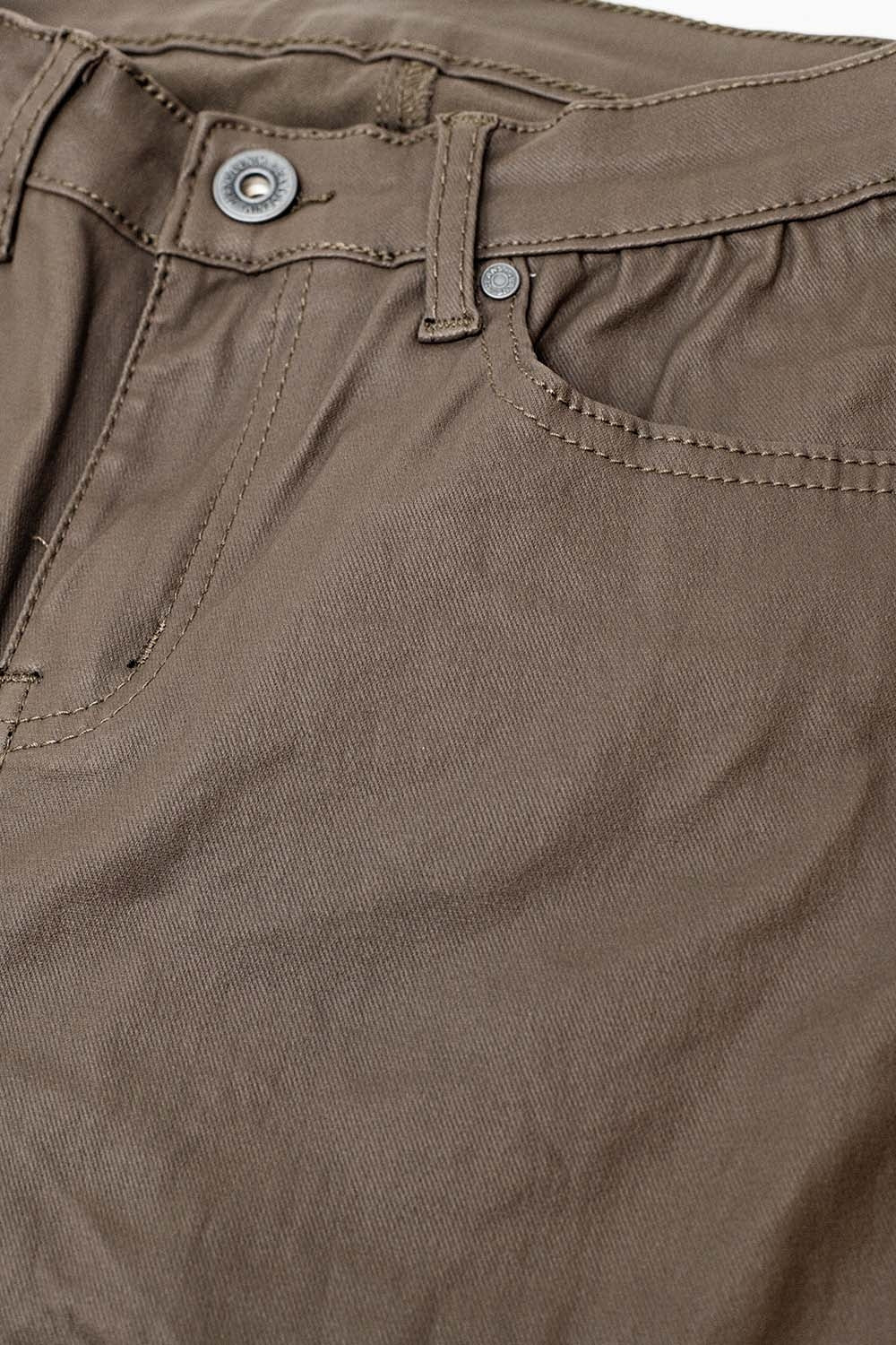 Pantalones super skinny de piel sintética marron