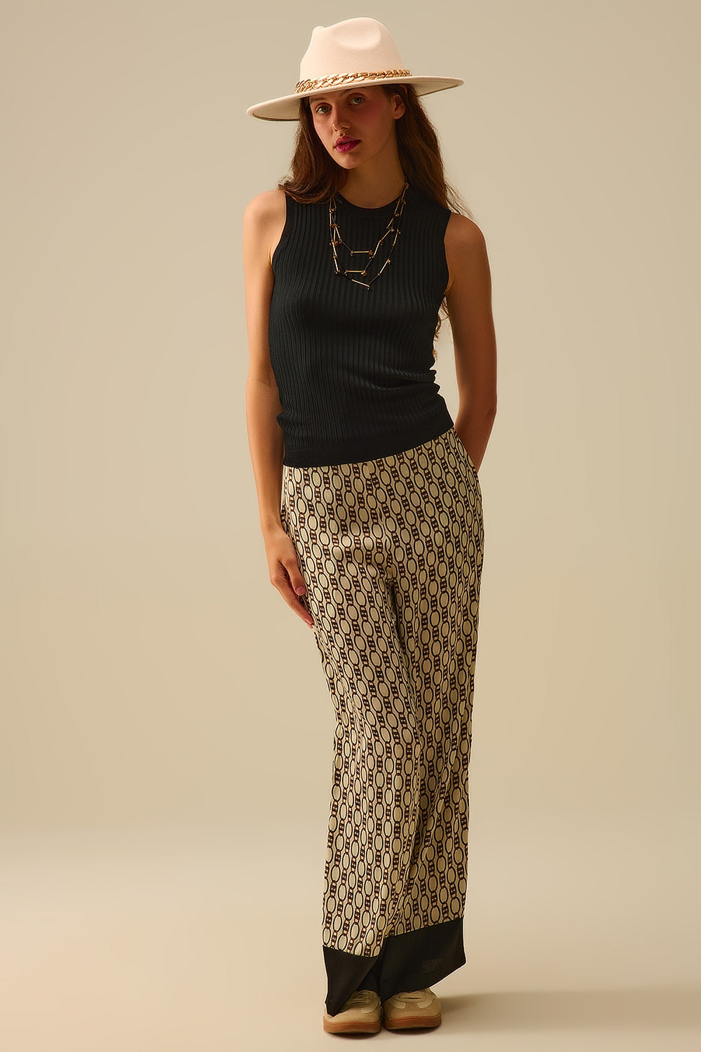 Top negro de punto acanalado sin mangas