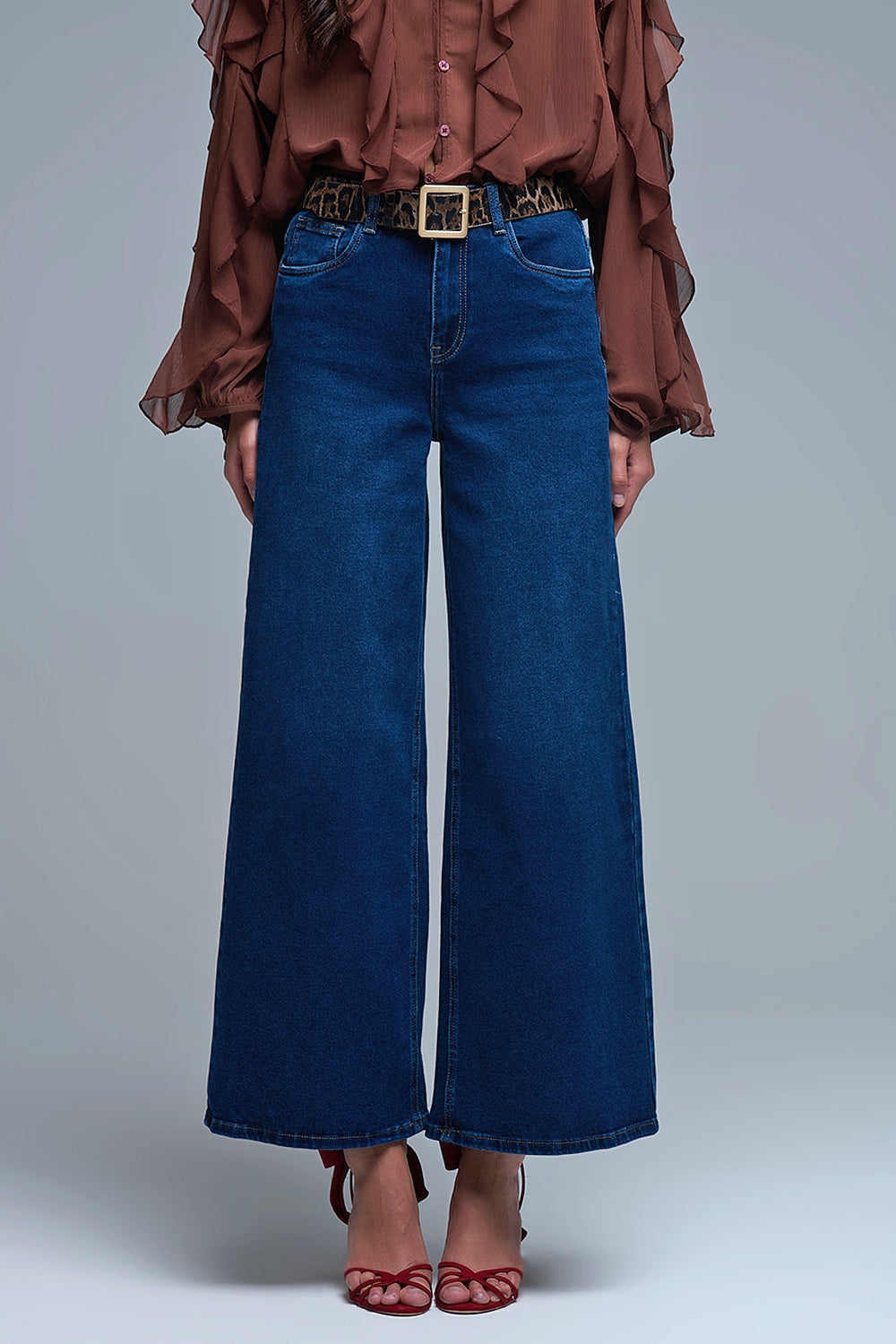 Vaqueros Basic Stretch con pernera ancha en azul oscuro