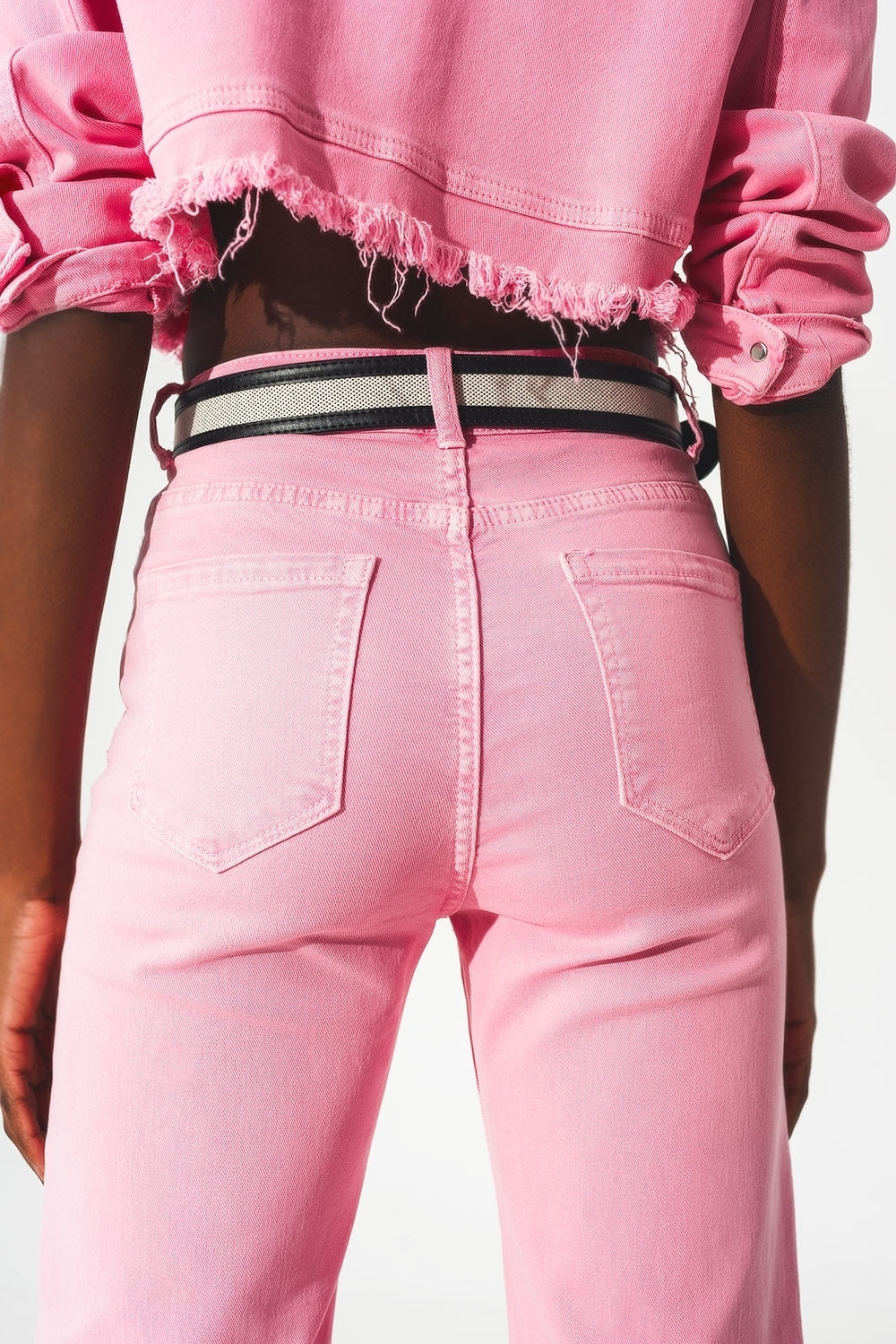 Vaqueros cropped wide leg en rosa