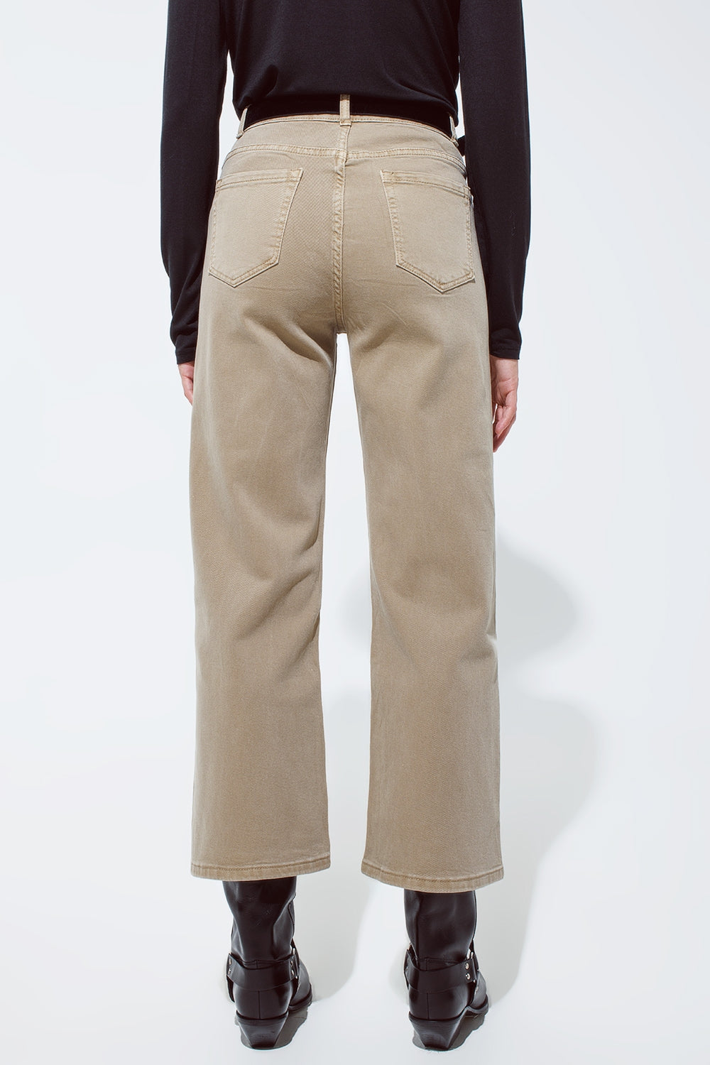 Vaqueros dorados de pierna recta con brillo metálico