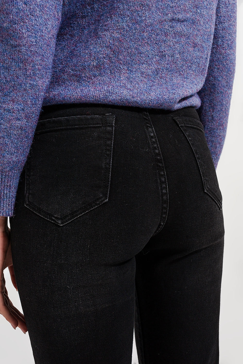 Vaqueros mom negros de tiro alto y corte holgado