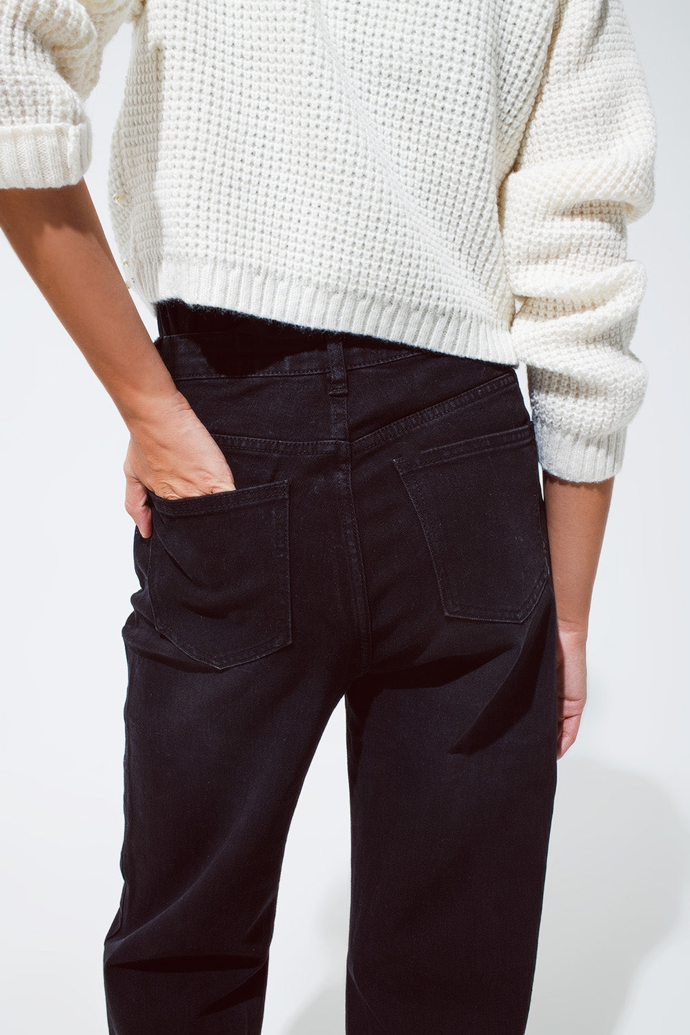 Vaqueros rectos con detalle de costura en la cintura en negro