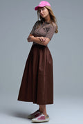 Vestido con top de rayas de polo y falda midi de popelín en marrón