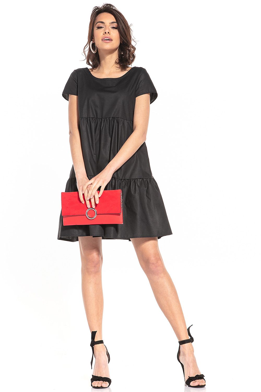 Vestido de algodon corto con vuelo en color negro – vista frontal