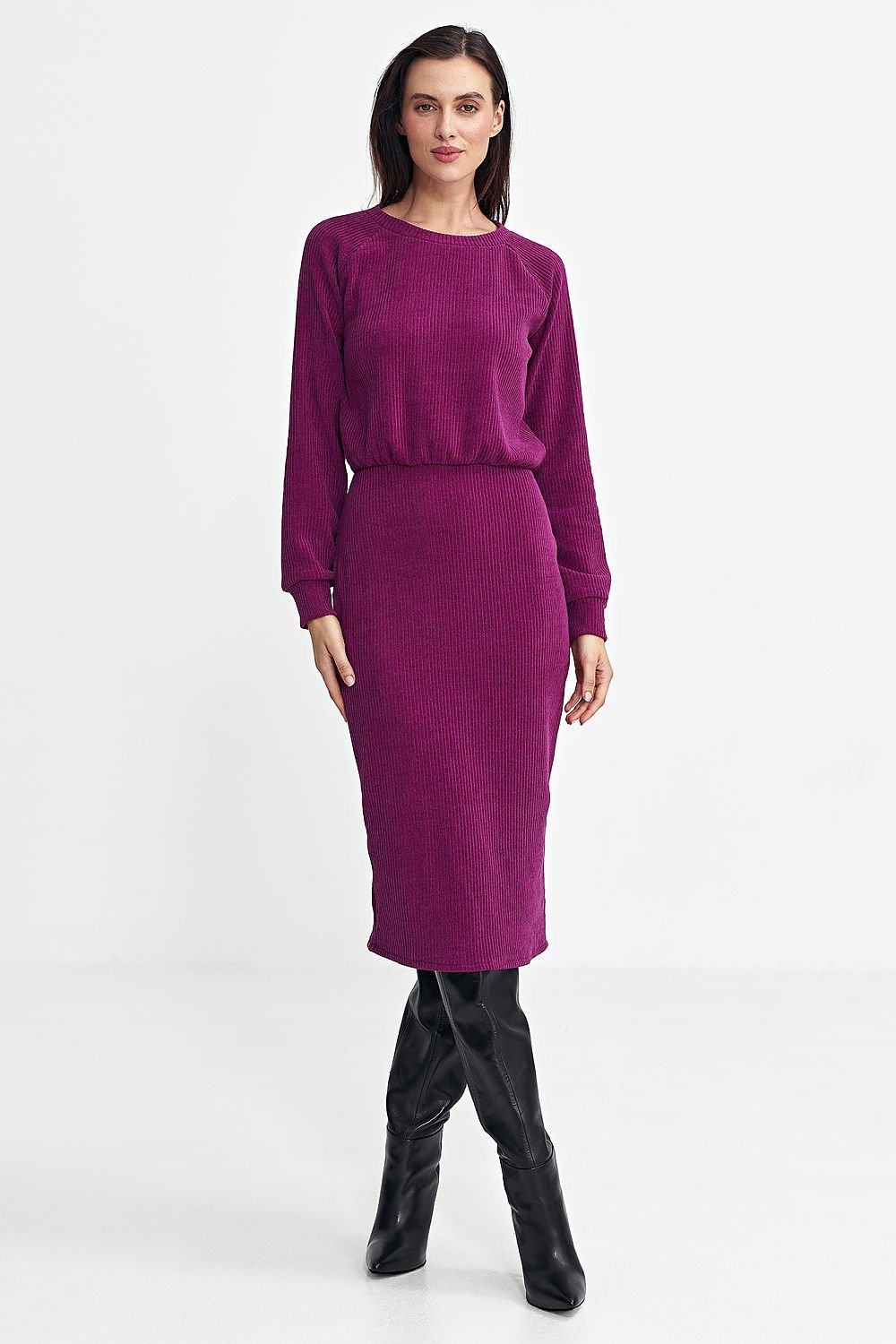 Vestido midi morado berry de punto canalé